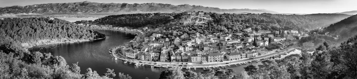 Izložba starih fotografija „Od Jaza do sv. Nikole“