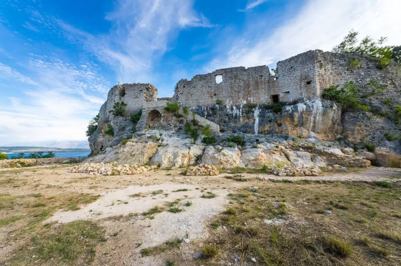 Tvrđava Fortica – Castrum Novum