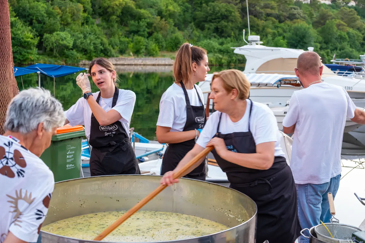 NOVIGRAD MUSSEL FESTIVAL